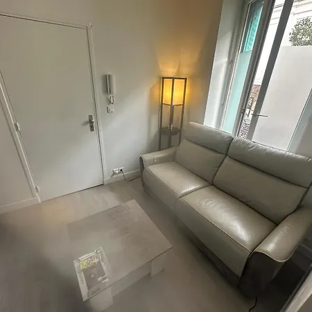 Sympa à 5 Min De Paris Appartement